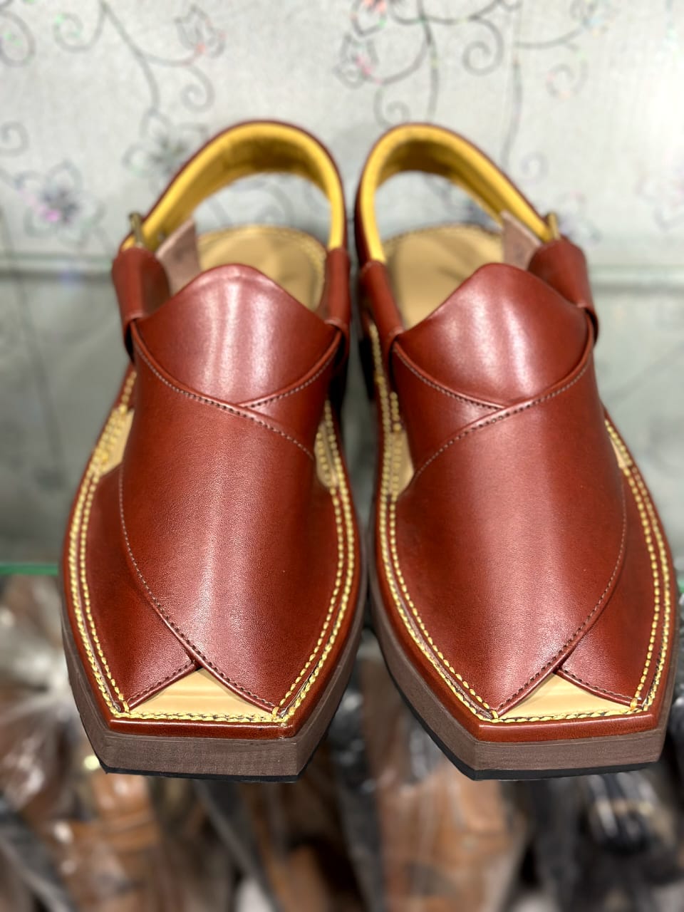 Kaptan Plain Brown Chappal