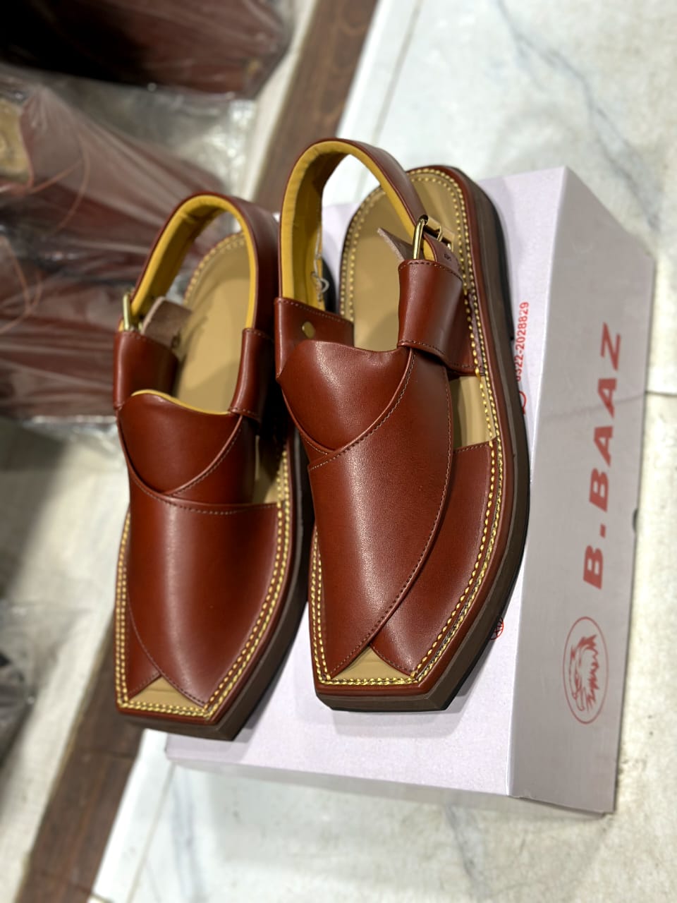 Kaptan Plain Brown Chappal